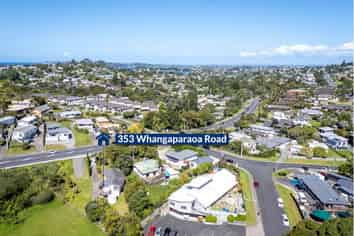 353 Whangaparoa Road, Red Beach