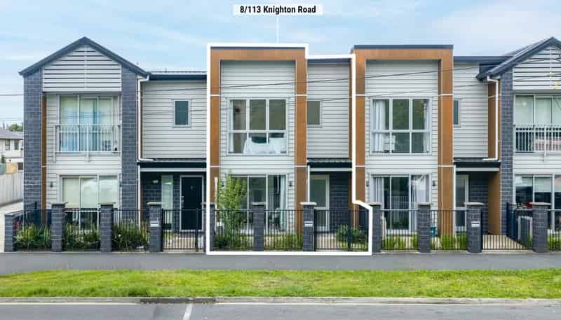 8/113 Knighton Road, Hillcrest