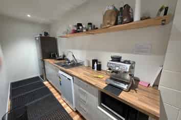 Large & Modern Office Space in Morningside