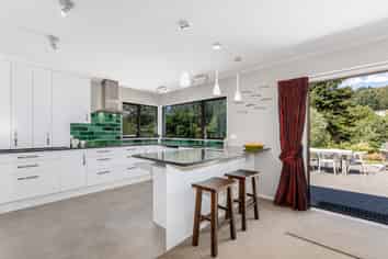 174 Katherine Mansfield Drive, Whitemans Valley