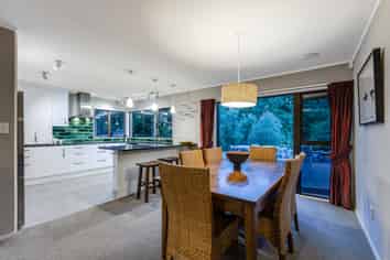 174 Katherine Mansfield Drive, Whitemans Valley