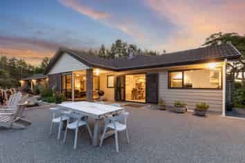 174 Katherine Mansfield Drive, Whitemans Valley