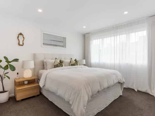 2/99 Hobsonville Road, West Harbour