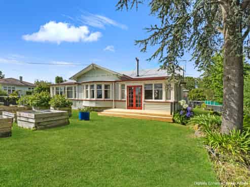 10 Kensington Road, Marton