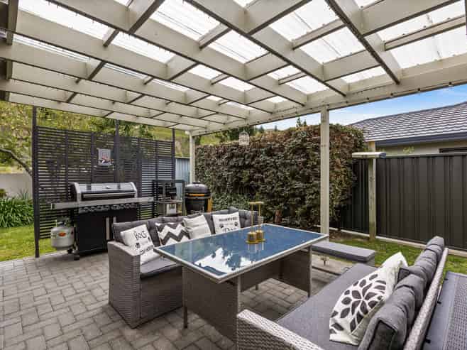 1 Pinotage Drive, Greenmeadows