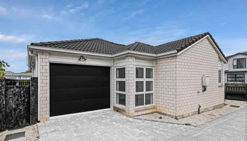 18a Mervan Street, Mangere East