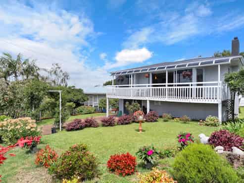 714 East Coast Road, Pinehill