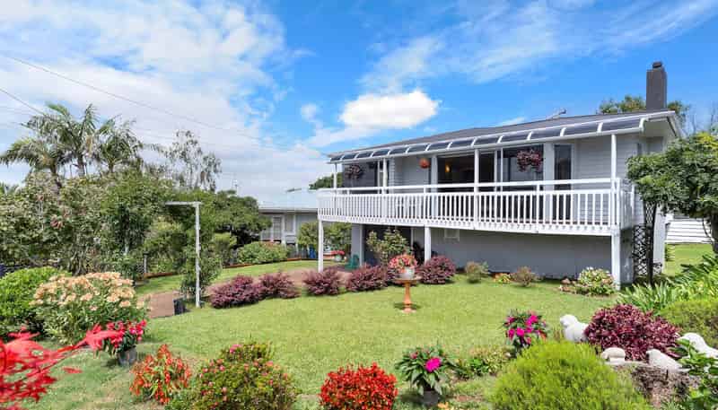 714 East Coast Road, Pinehill