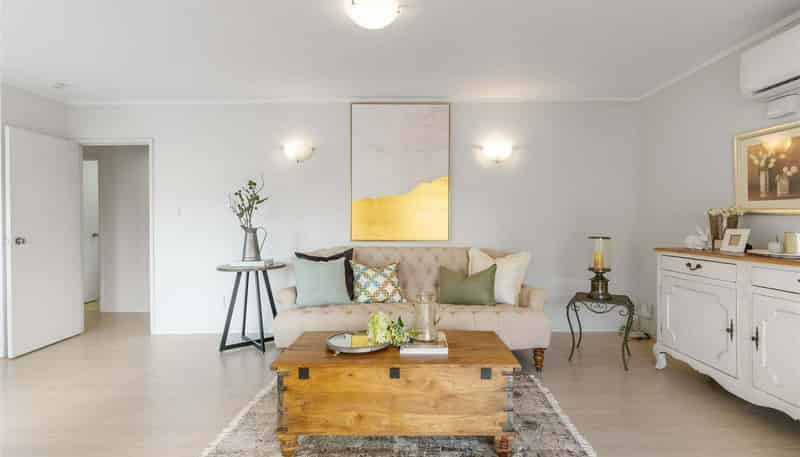 2/2 Quentin Ave, Epsom