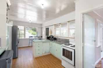 10 Kopara Grove, Stokes Valley