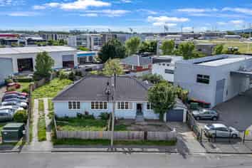 6-8 Vanadium Place and 109 Wrights Road, Middleton