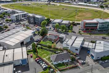 6-8 Vanadium Place and 109 Wrights Road, Middleton