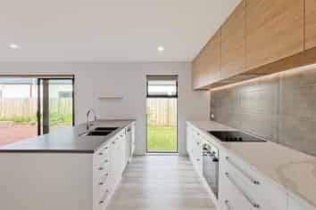 14 Dalness Cr, Halswell