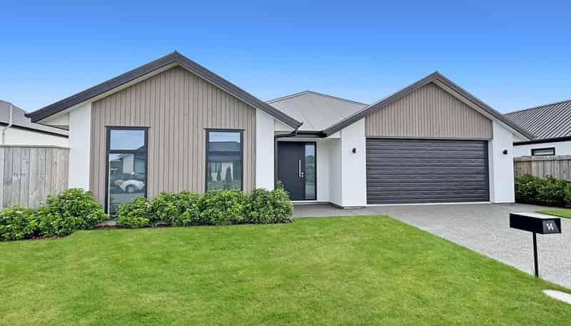 14 Dalness Cr, Halswell