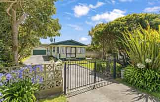 33 Karewa Street, Castlecliff
