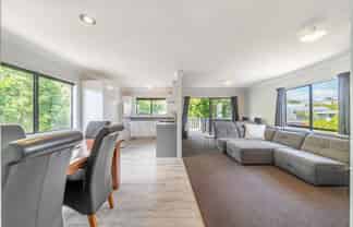 222 Major Drive, Kelson