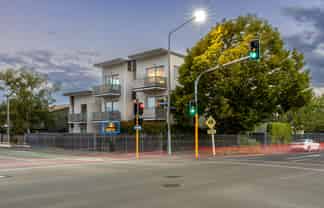 2/318 Barbadoes Street, Christchurch Central