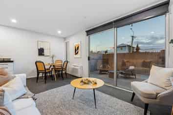 2/318 Barbadoes Street, Christchurch Central