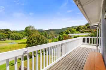 37 Thomas Street, Stokes Valley