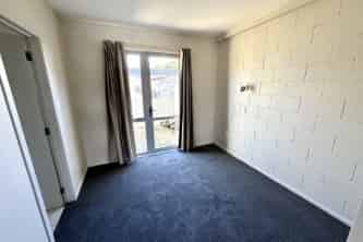 Auckland - Address withheld