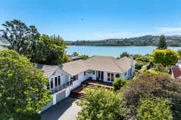 61 Seaview Road, Paremata