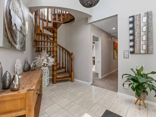 81 Chain Hills Road, Fairfield