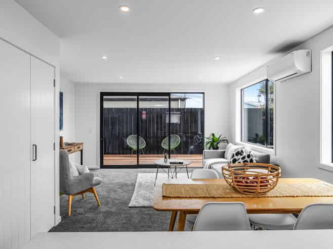 A + B/22 Begg Street, Saint Kilda