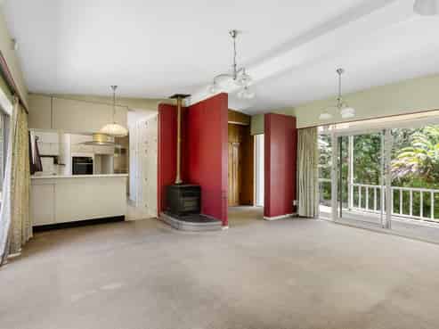 19 Wyndham Road, Pinehaven