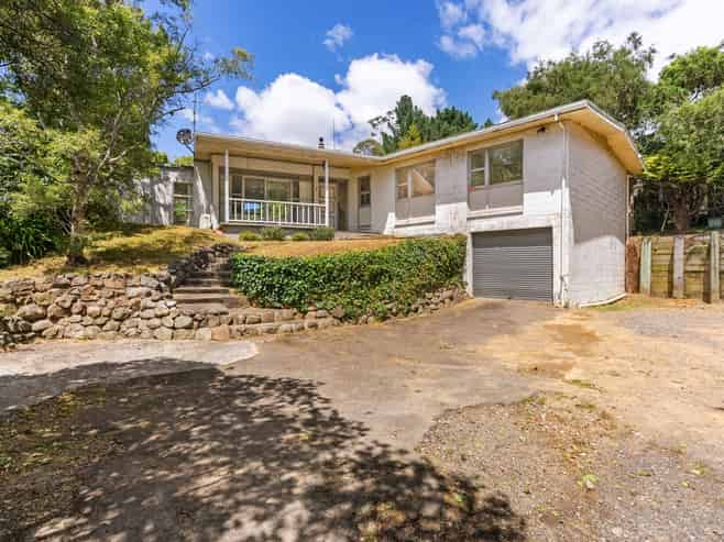 19 Wyndham Road, Pinehaven