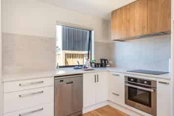 3/9 Marcroft Street, WOOLSTON