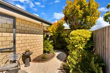 2A Ferndown Lane, Bromley