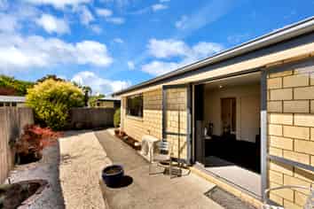 2A Ferndown Lane, Bromley