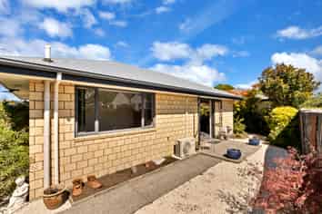 2A Ferndown Lane, Bromley