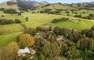 253 Tangihua Road, Maungakaramea