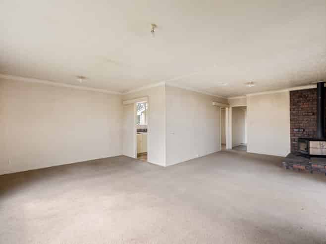 2 Gilbert Street, Amberley