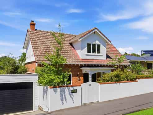 85 Norfolk Street, Saint Clair