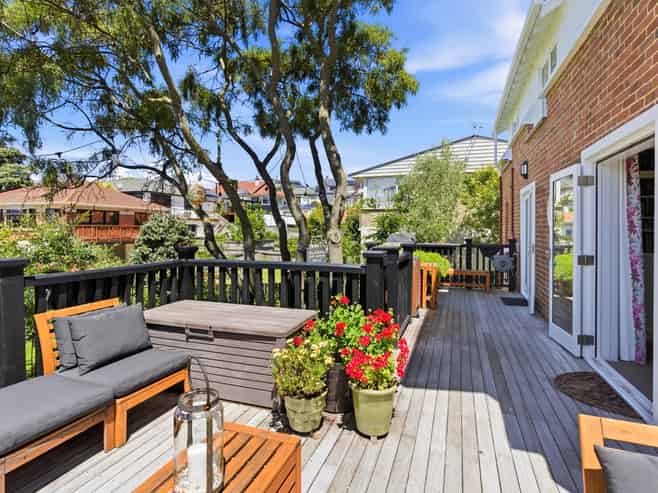 85 Norfolk Street, Saint Clair