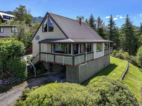 22 Chalet Crescent, Hanmer Springs