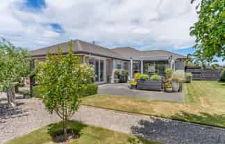 59 Armstrong Avenue, Carterton