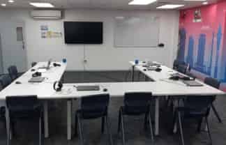 Versatile Commercial Space!!