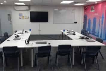 Versatile Commercial Space!!