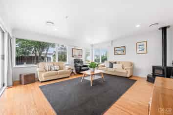 3 Ashdown Way, Silverstream