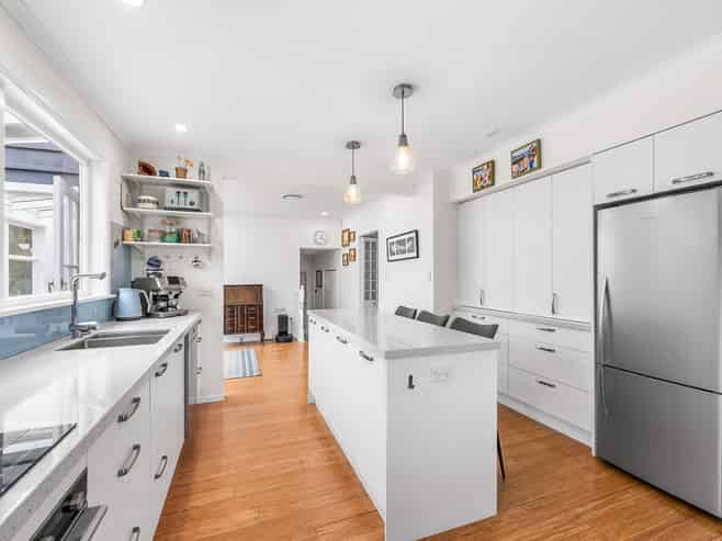 3 Ashdown Way, Silverstream