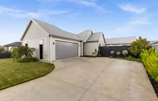 8 Horton Close, Frimley