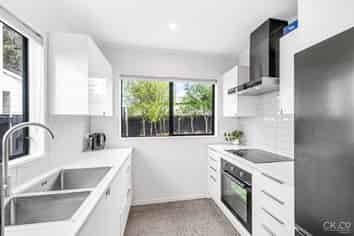 3/24 Mason Street, Moera
