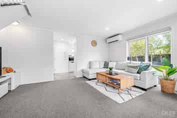 3/24 Mason Street, Moera