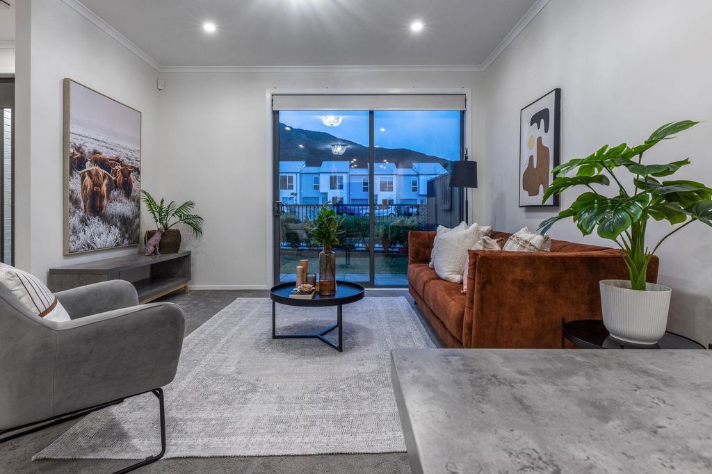 Smart, Stylish & Effortless Living in Kenepuru Landing 1