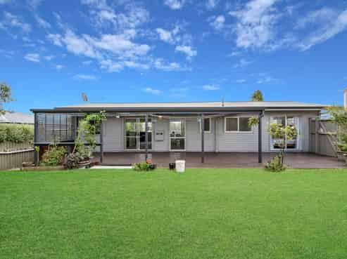 44 Bond Crescent, Forrest Hill