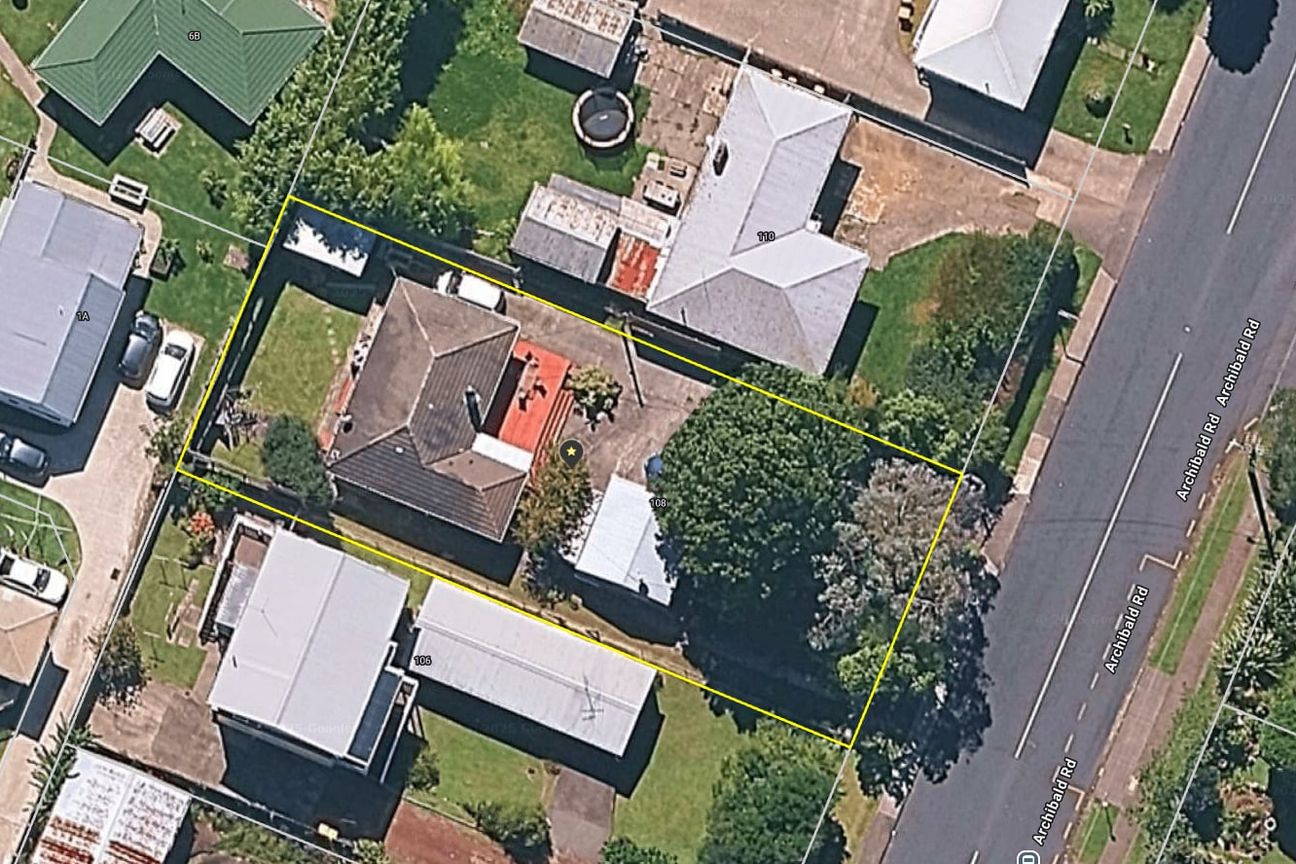 Unlock Kelston's Profit Potential: 6-Unit Project! - Widok 2