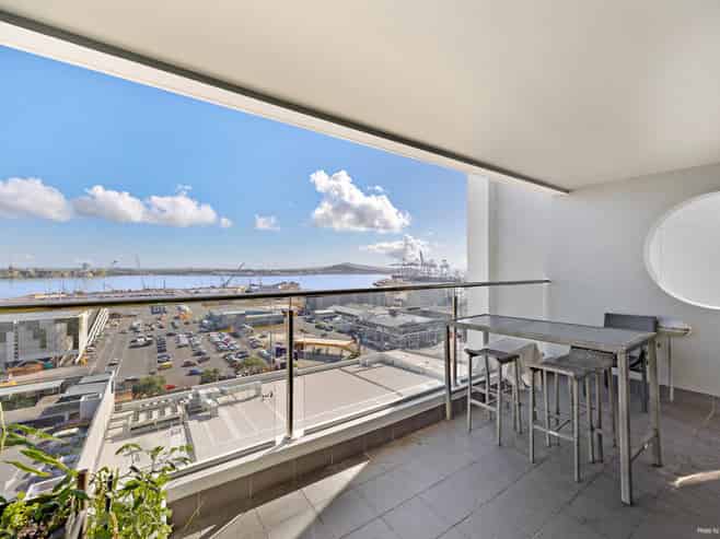 1308/18 Beach Road, Auckland Central